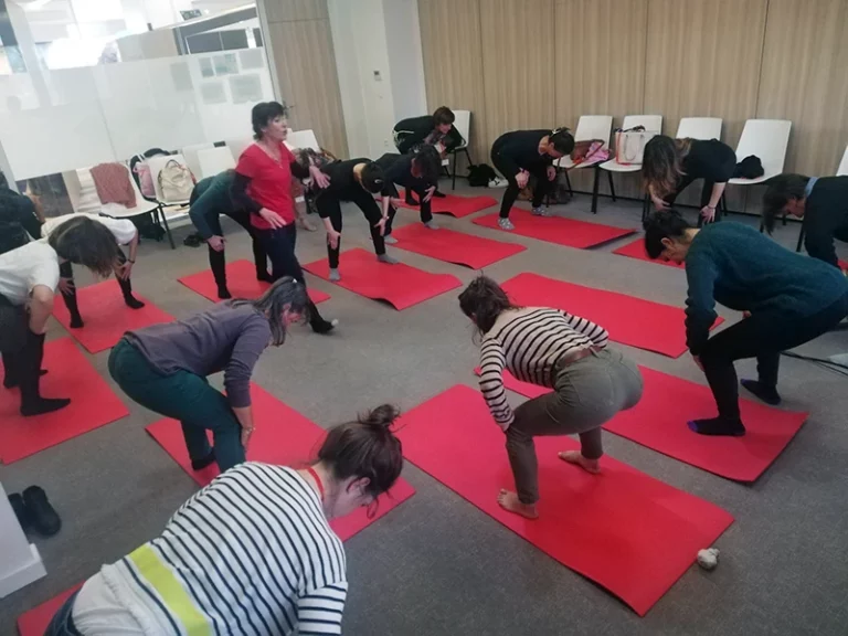 Formation stretching postural
